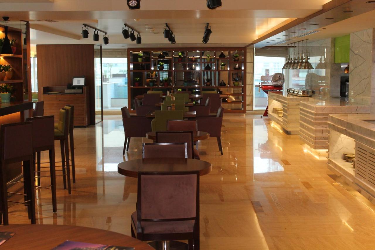 Spacious One Bedroom Close To Burj Khalifa, Dubai Mall In Business Bay Esterno foto