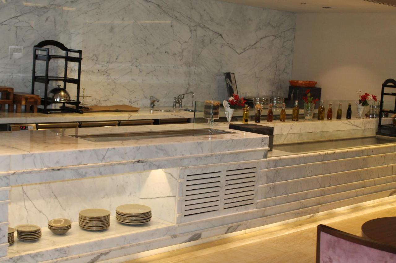 Spacious One Bedroom Close To Burj Khalifa, Dubai Mall In Business Bay Esterno foto