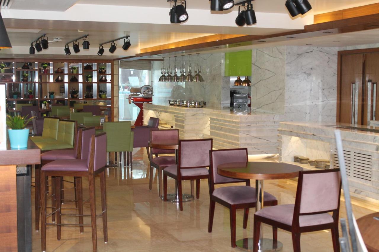 Spacious One Bedroom Close To Burj Khalifa, Dubai Mall In Business Bay Esterno foto