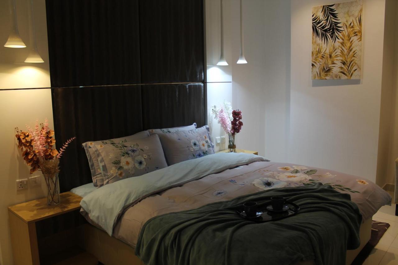 Spacious One Bedroom Close To Burj Khalifa, Dubai Mall In Business Bay Esterno foto