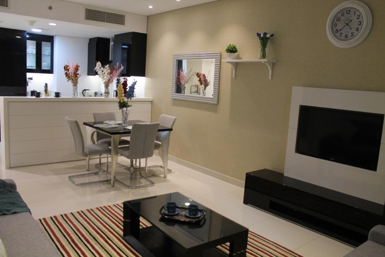 Spacious One Bedroom Close To Burj Khalifa, Dubai Mall In Business Bay Esterno foto