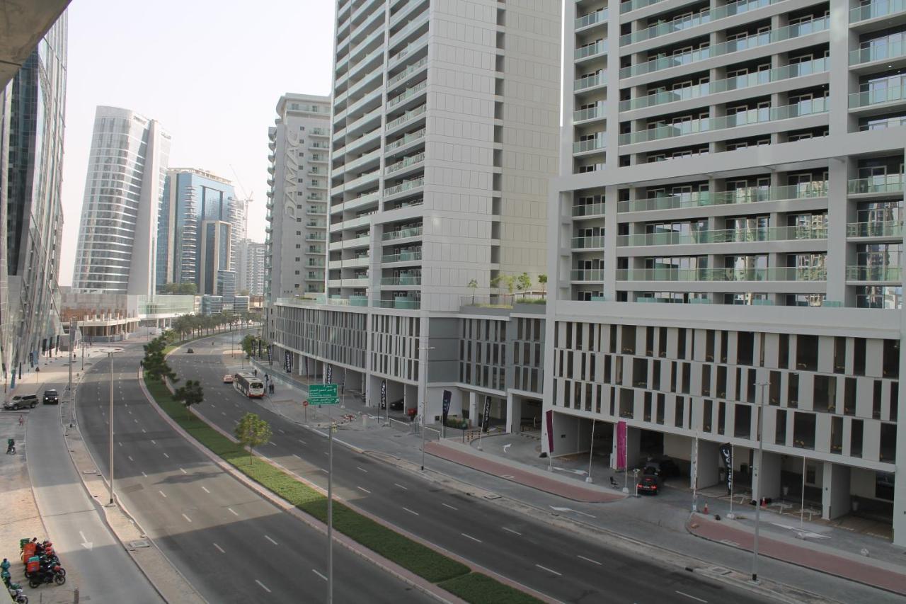 Spacious One Bedroom Close To Burj Khalifa, Dubai Mall In Business Bay Esterno foto