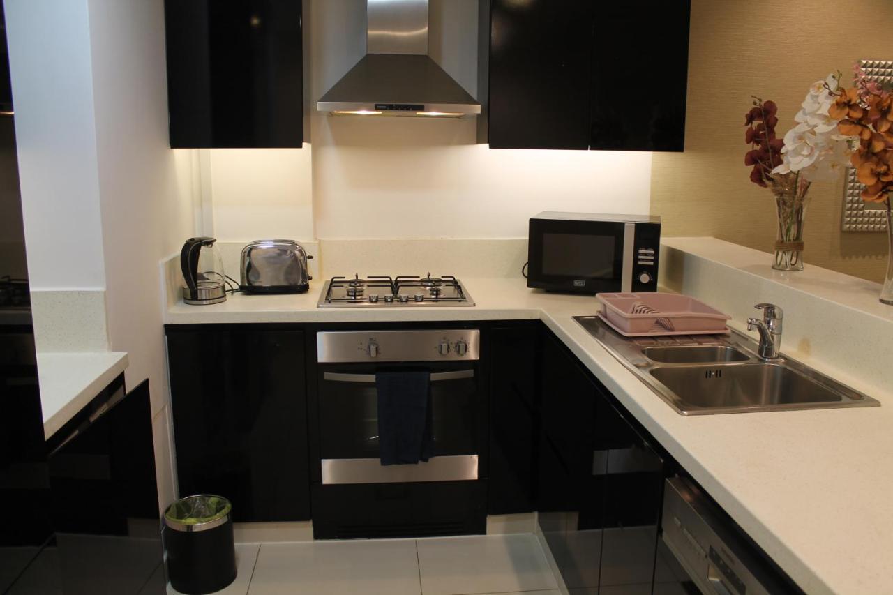 Spacious One Bedroom Close To Burj Khalifa, Dubai Mall In Business Bay Esterno foto