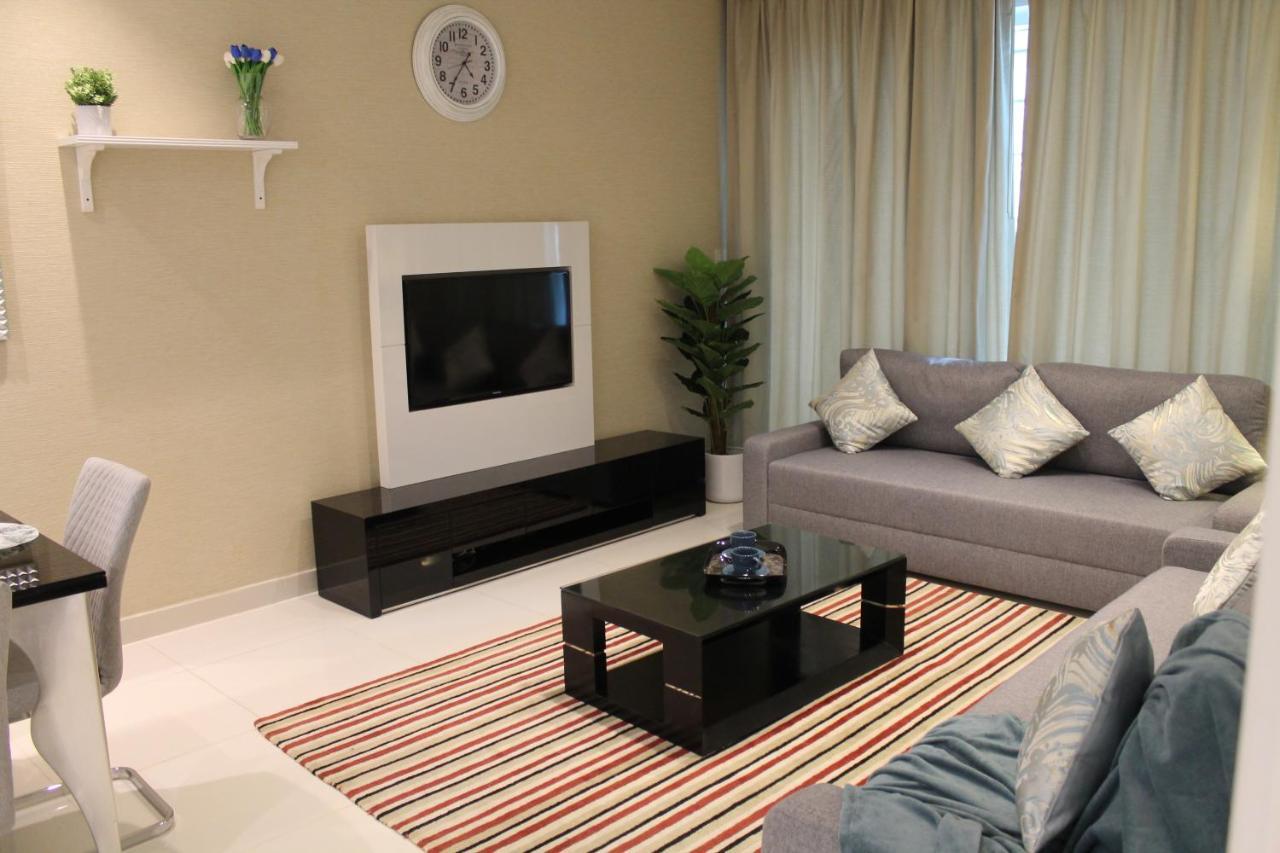 Spacious One Bedroom Close To Burj Khalifa, Dubai Mall In Business Bay Esterno foto