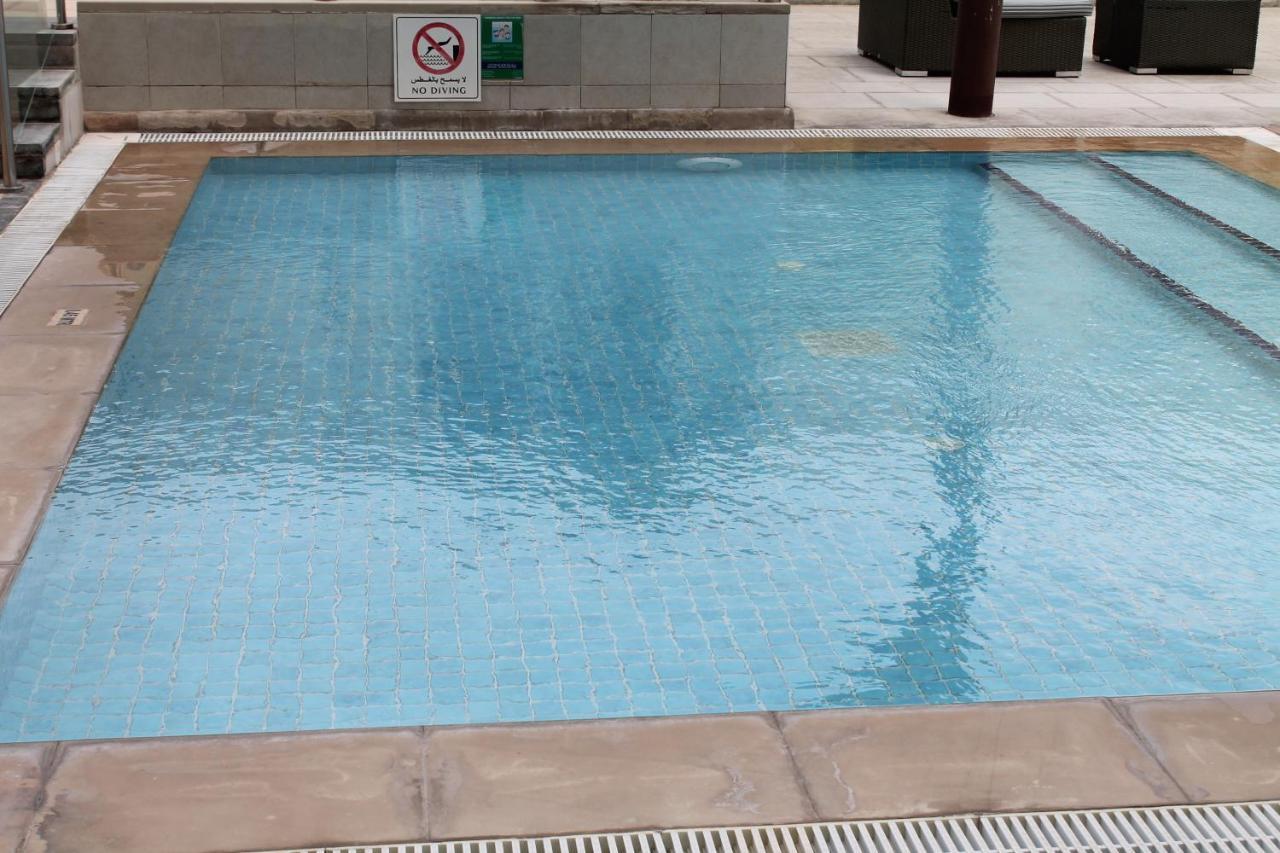 Spacious One Bedroom Close To Burj Khalifa, Dubai Mall In Business Bay Esterno foto
